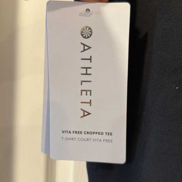 Athleta Vita Free Cropped Tee - Picture 3 of 7